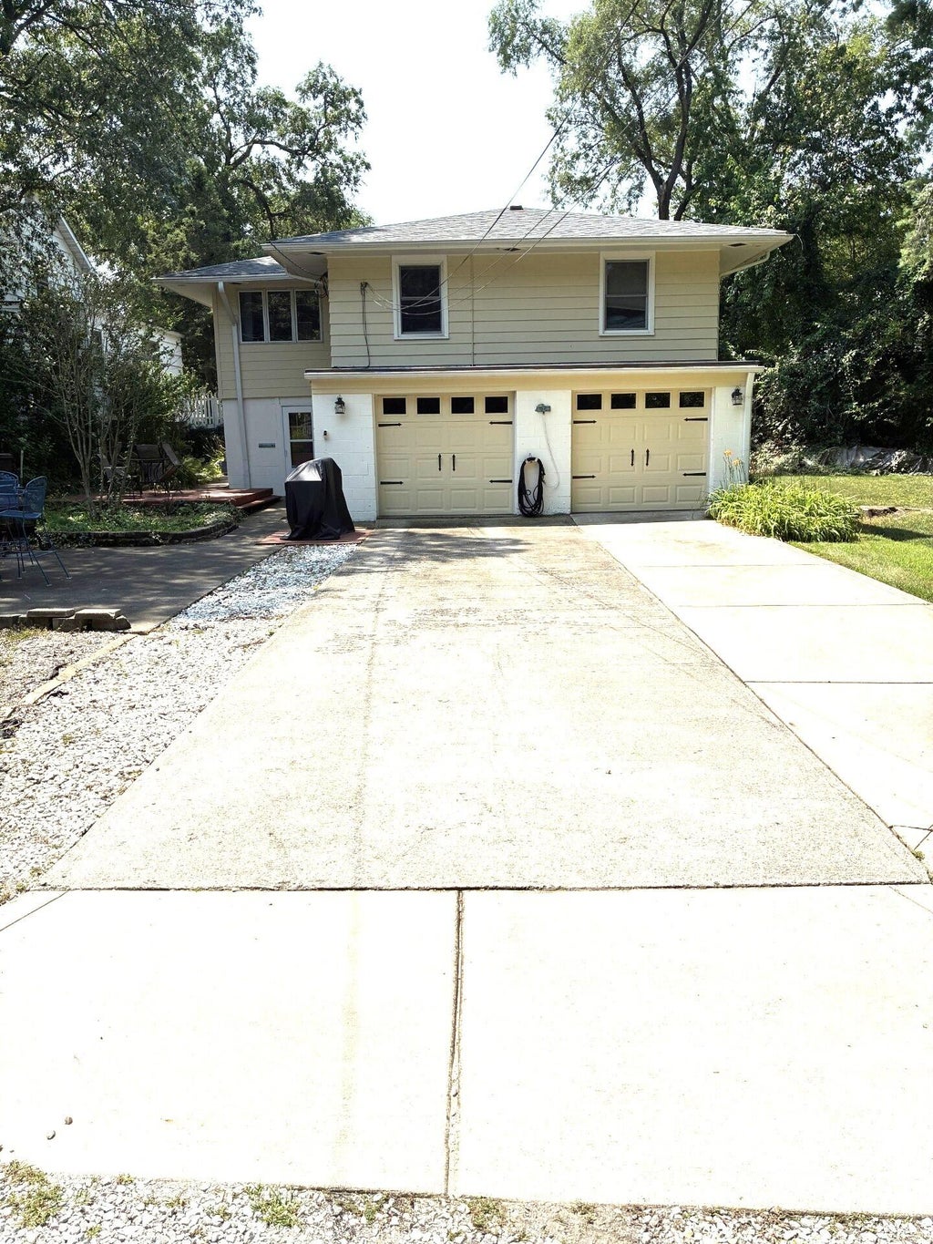 Photo of 7936 Locust Avenue, Gary, IN 46403 (MLS # 842863)