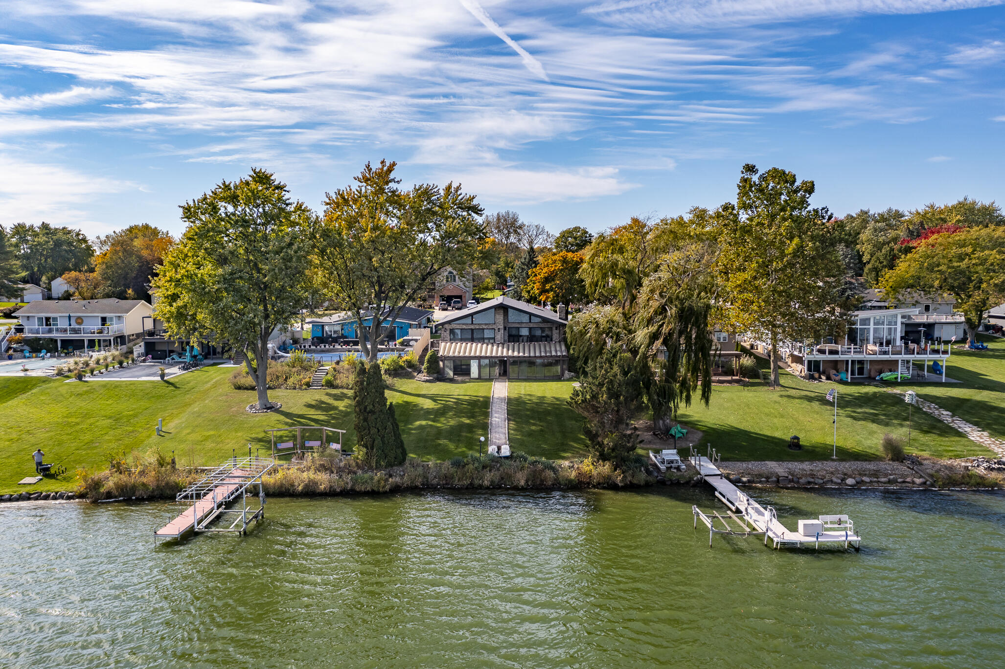 3488 W Lakeshore Drive