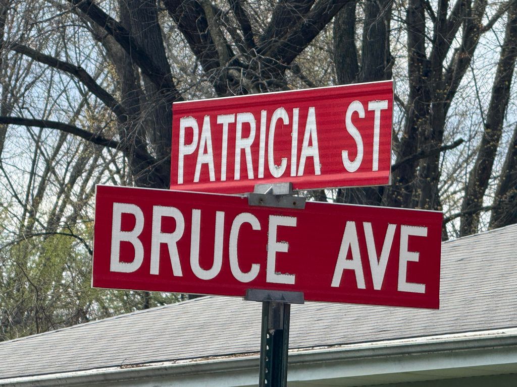 Photo of 2541 Patricia Street, Portage, IN 46368 (MLS # 836868)