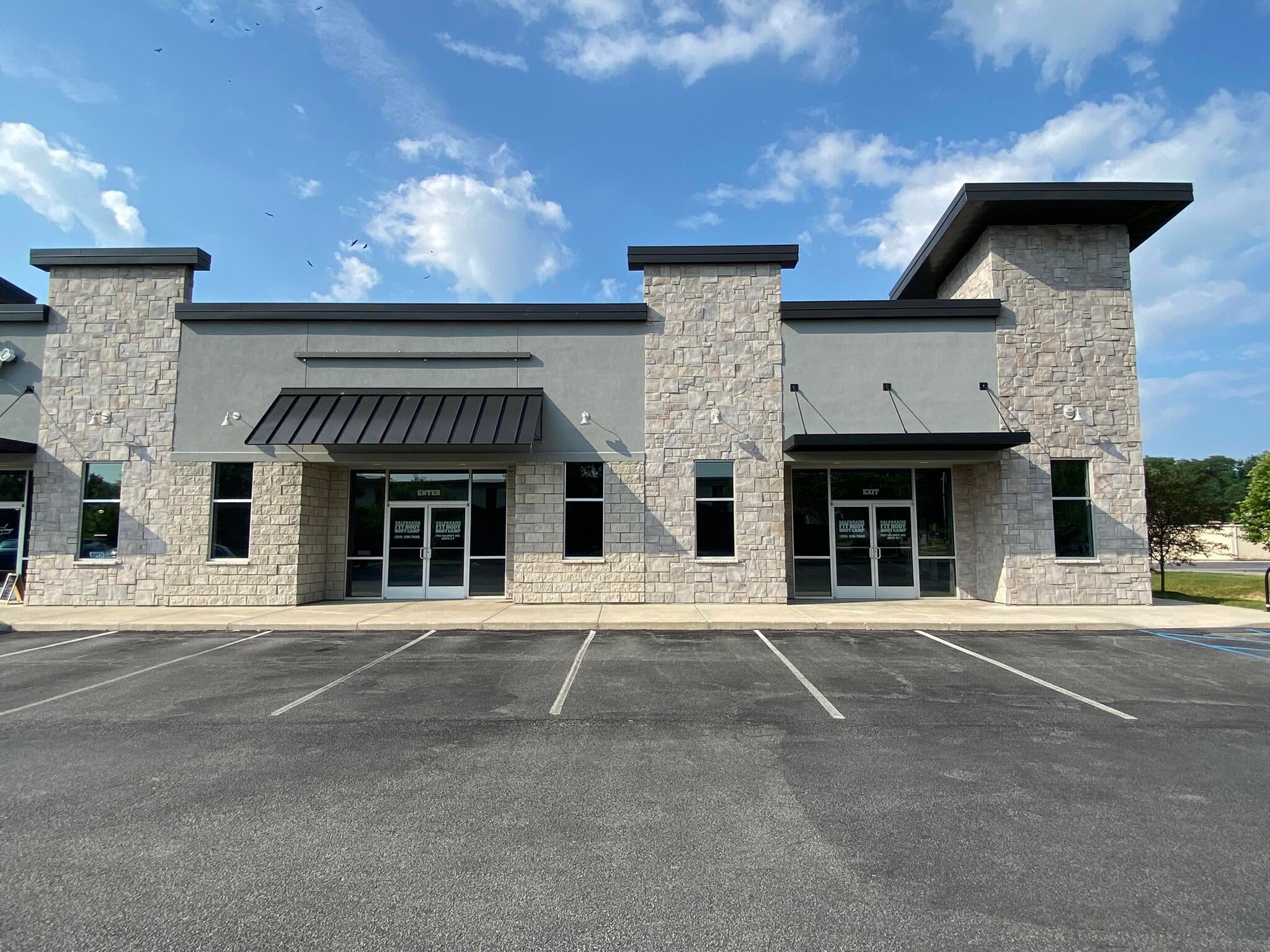 1703 Calumet Ave, Valparaiso, IN 46383-3332