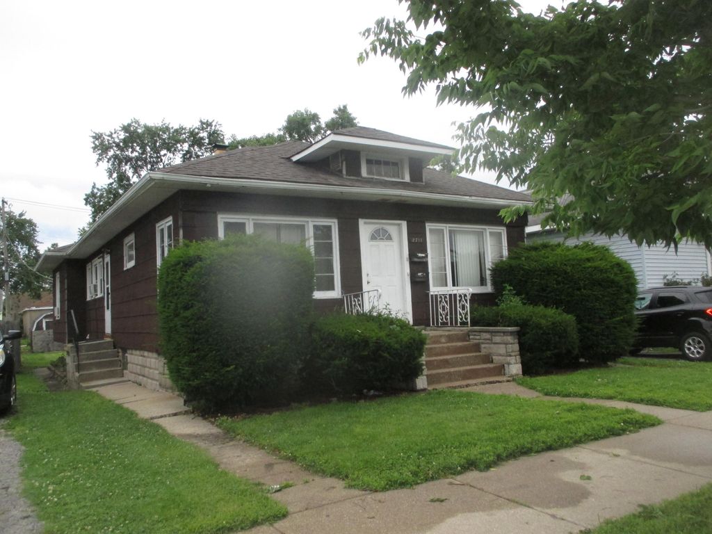 Photo of 2711 164th Place, Hammond, IN 46323 (MLS # 841370)