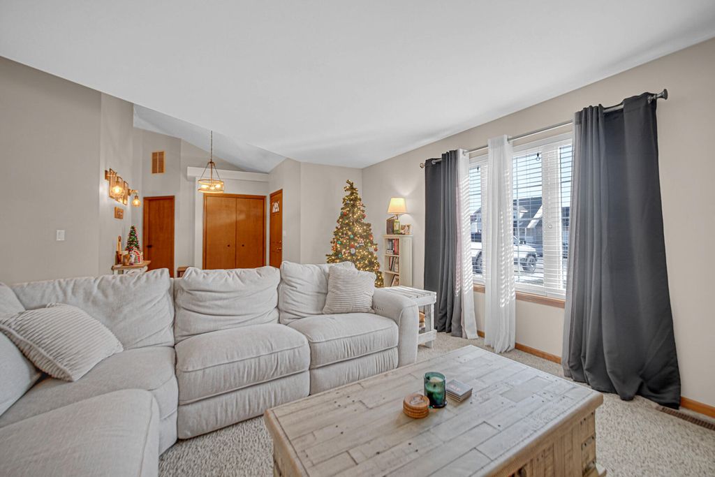 Photo of 608 Sunflower Lane, Dyer, IN 46311 (MLS # 831968)