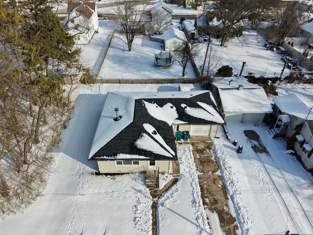 Photo of 815 Eason Court, La Porte, IN 46350 (MLS # 833164)