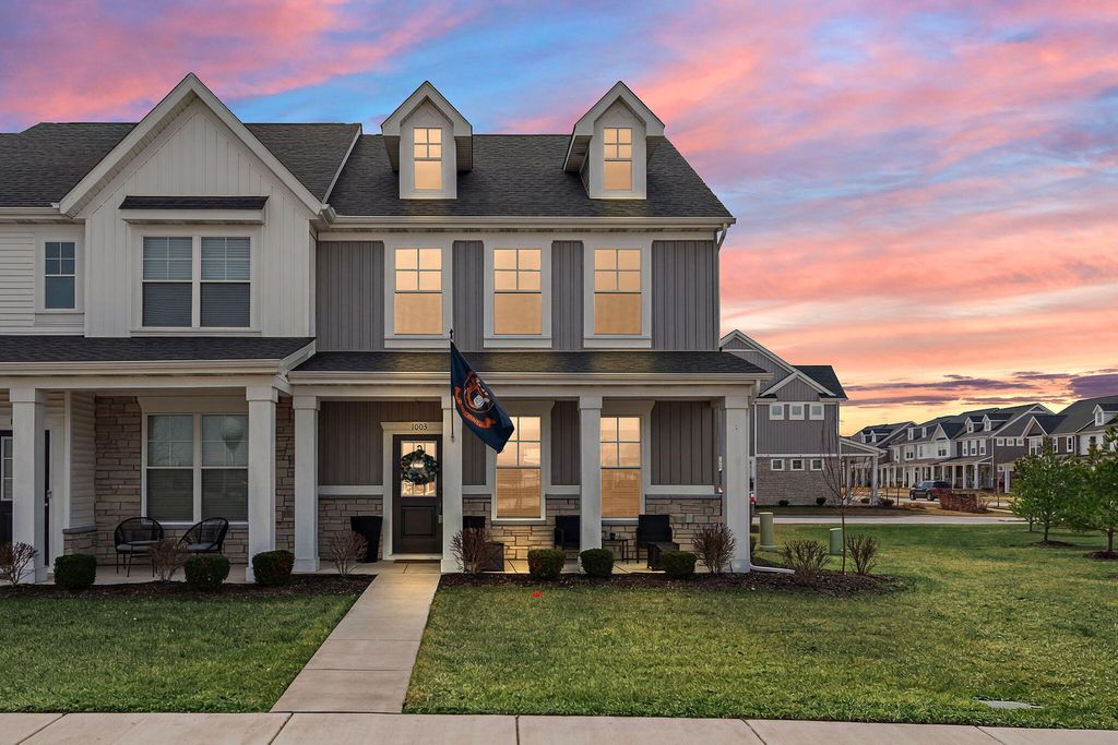 Photo of 1003 E 117th Lane, Crown Point, IN 46307 (MLS # 835471)