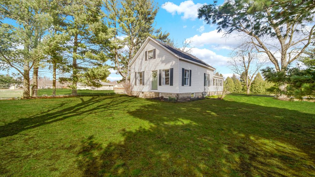 Photo of 11341 N 900 W, DeMotte, IN 46310 (MLS # 835750)