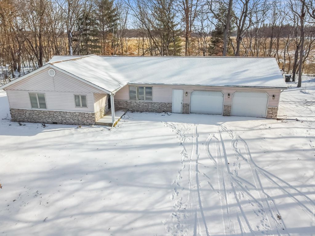 Photo of 1852 S 100 W, Knox, IN 46534 (MLS # 833102)