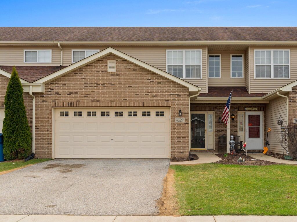 Photo of 7627 E 112th Avenue, Crown Point, IN 46307 (MLS # 836069)