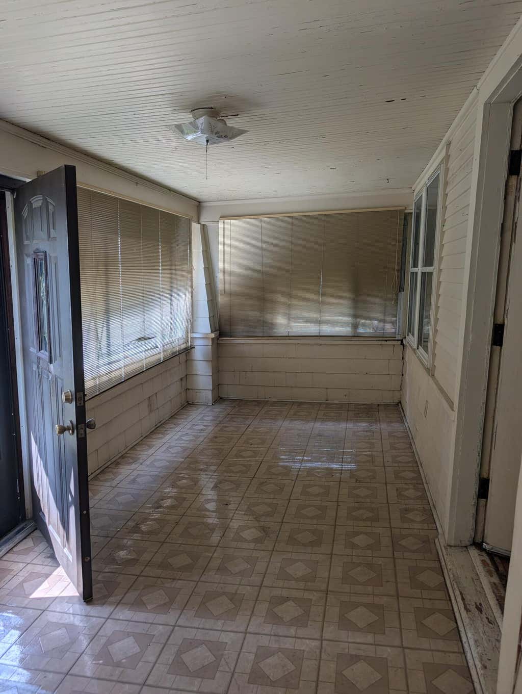 Photo of 6521 Arkansas Avenue, Hammond, IN 46323 (MLS # 838775)