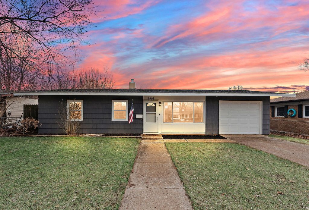 Photo of 2908 W 38th Avenue, Hobart, IN 46342 (MLS # 835151)