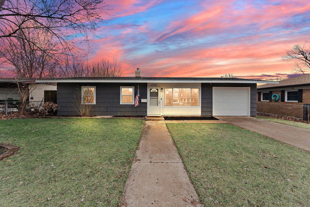 Photo of 2908 W 38th Avenue, Hobart, IN 46342 (MLS # 835151)