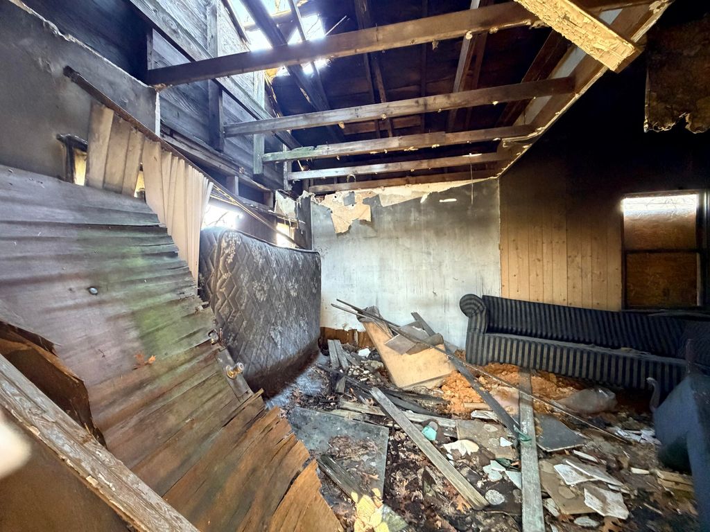 Photo of 4907 W 11th Avenue, Gary, IN 46406 (MLS # 836722)