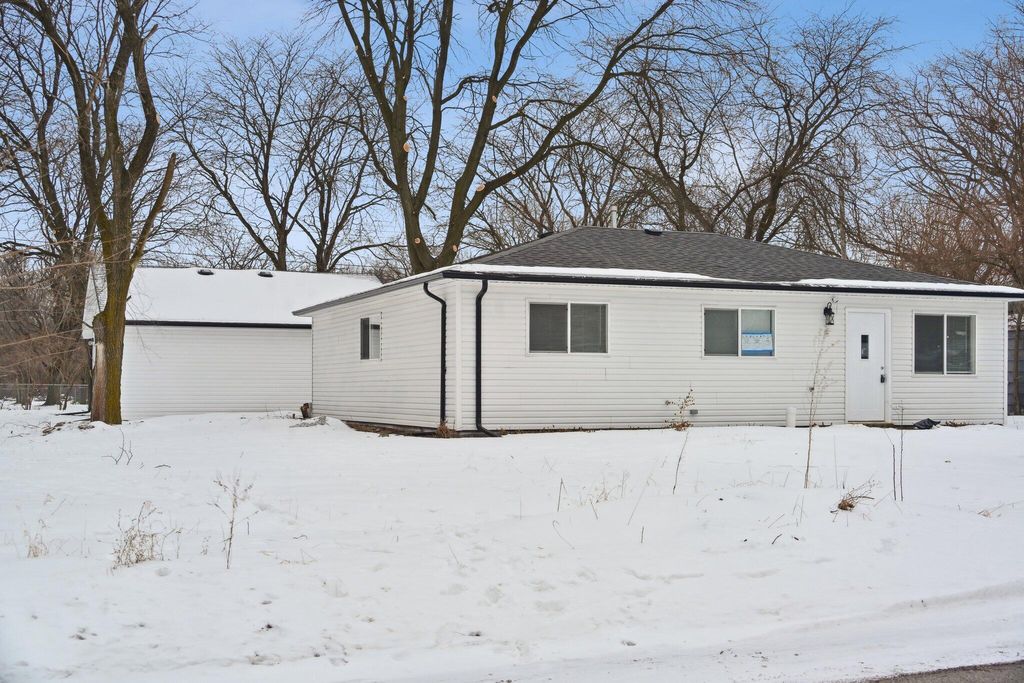 Photo of 984 Stevenson Street, Gary, IN 46406 (MLS # 833714)