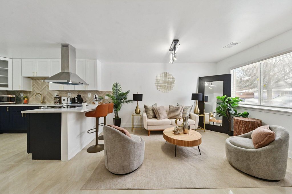 Photo of 984 Stevenson Street, Gary, IN 46406 (MLS # 833714)