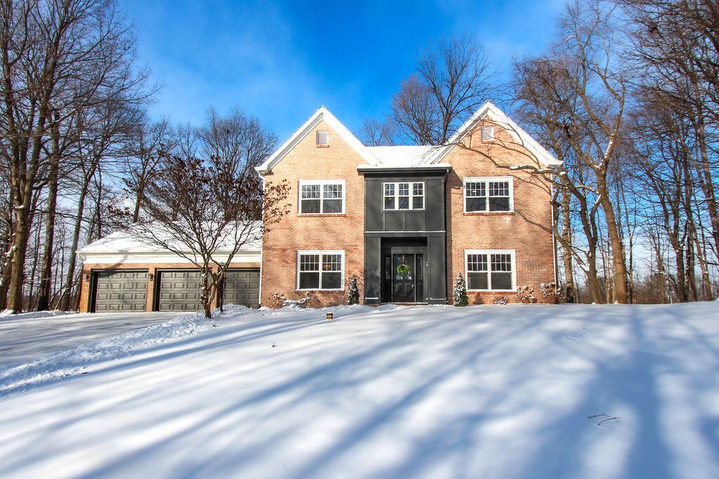 Photo of 1611 W Kama Drive, La Porte, IN 46350 (MLS # 833094)