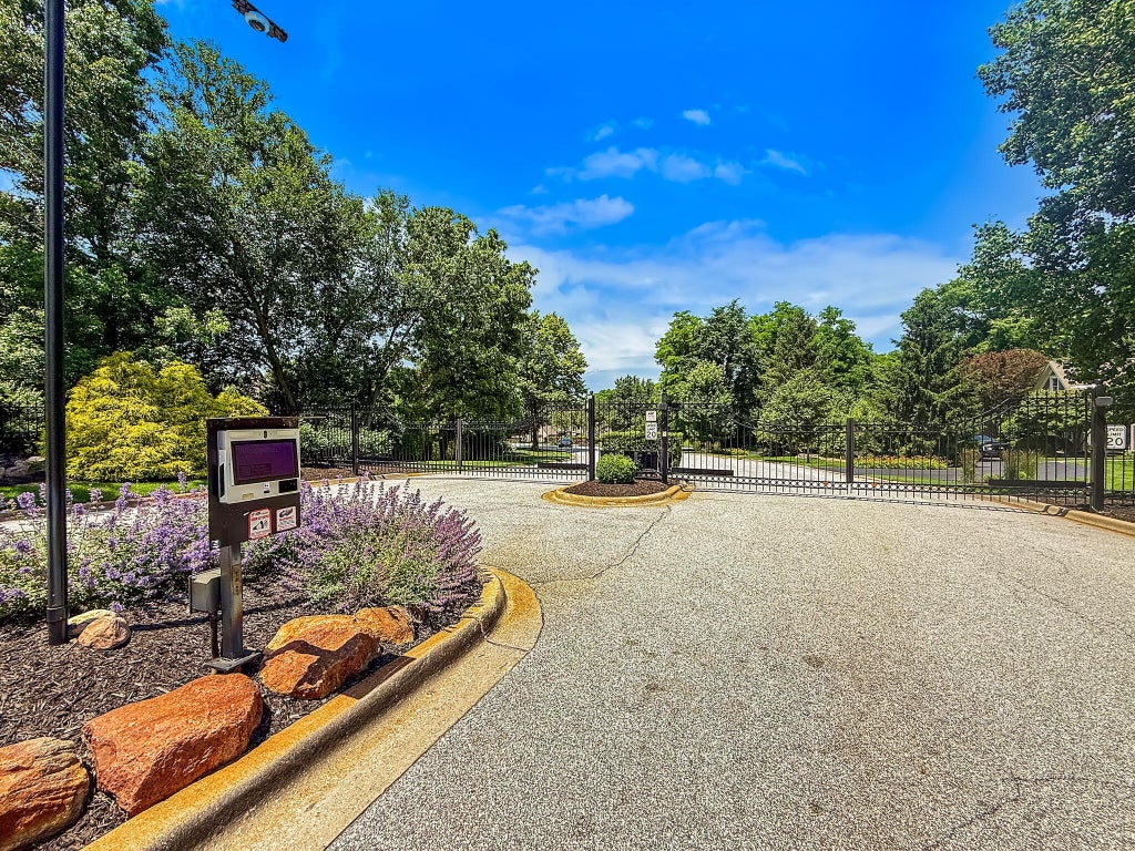 Photo of 223 Crabapple Lane, Valparaiso, IN 46383 (MLS # 841364)