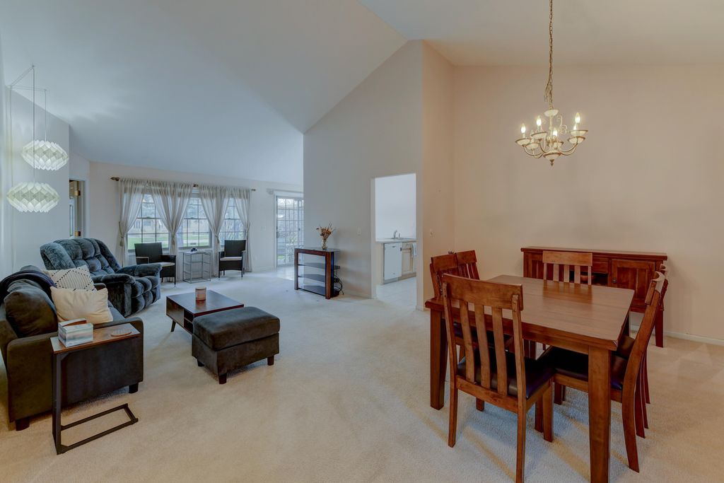 Photo of 1913 Windfield Drive, Munster, IN 46321 (MLS # 836791)