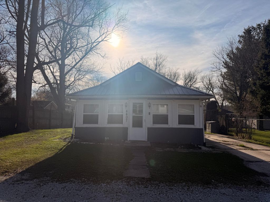 Photo of 4407 Ostedt Drive, Valparaiso, IN 46383 (MLS # 836772)