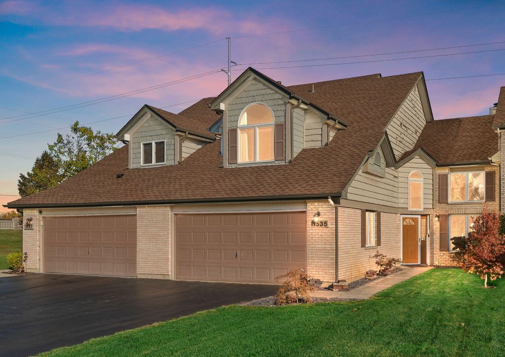 Photo of 1535 W 93rd Court, Crown Point, IN 46307 (MLS # 829283)