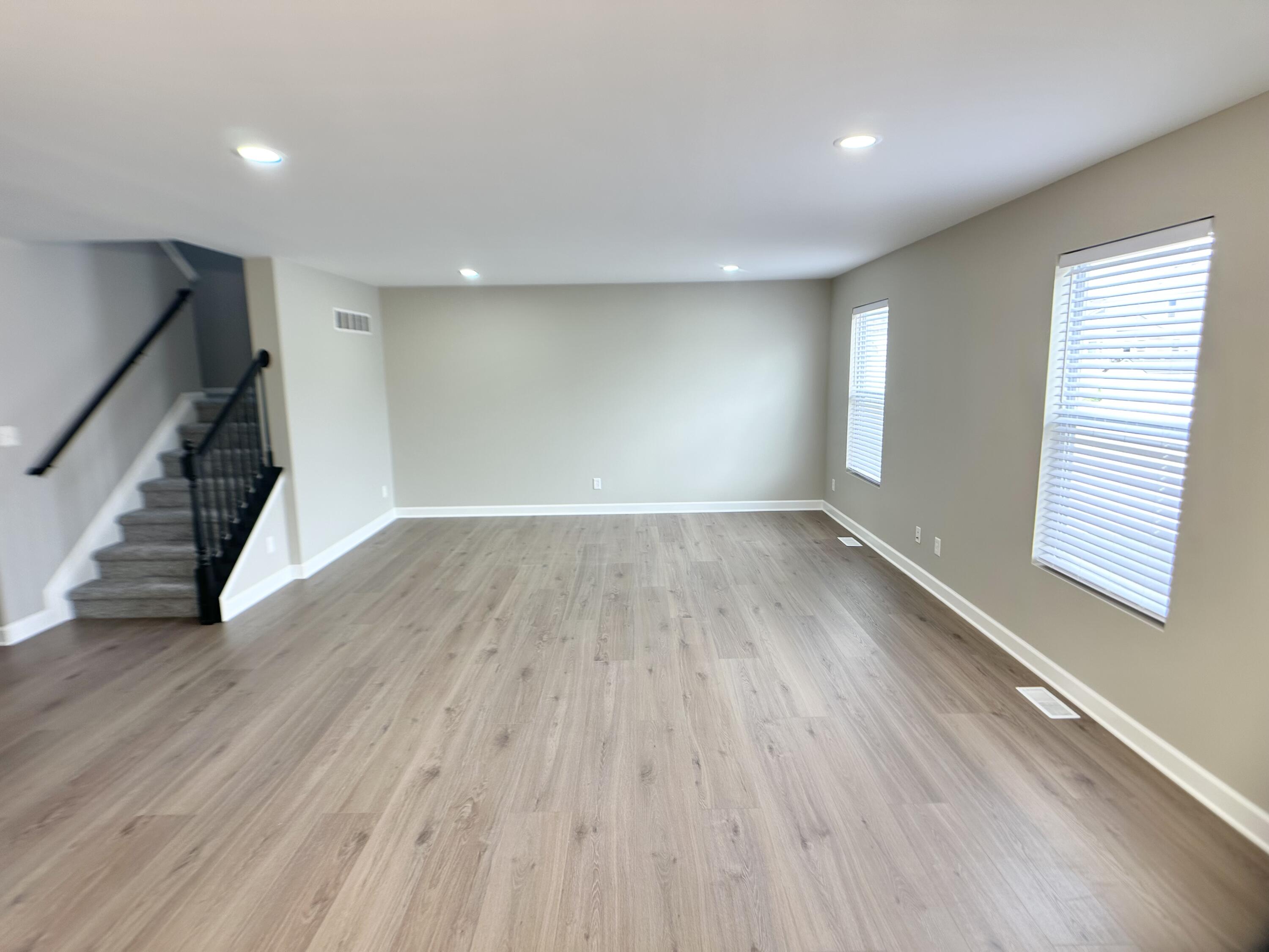13233 Roosevelt Place