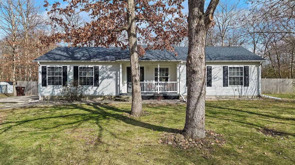 Photo of 10917 Sheephead Court, DeMotte, IN 46310 (MLS # 835832)