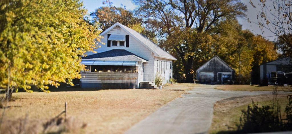 Photo of 1103 Us-41, Morocco, IN 47963 (MLS # 830552)