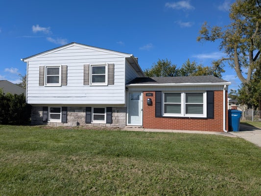 934 N OAKWOOD ST, GRIFFITH, IN 46319 - Image 939f3553bba13dbe68ff63df09ee7bcd/227428744
