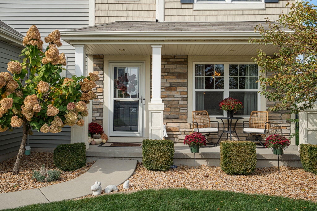 Photo of 11502 Georgia Street, Crown Point, IN 46307 (MLS # 847487)