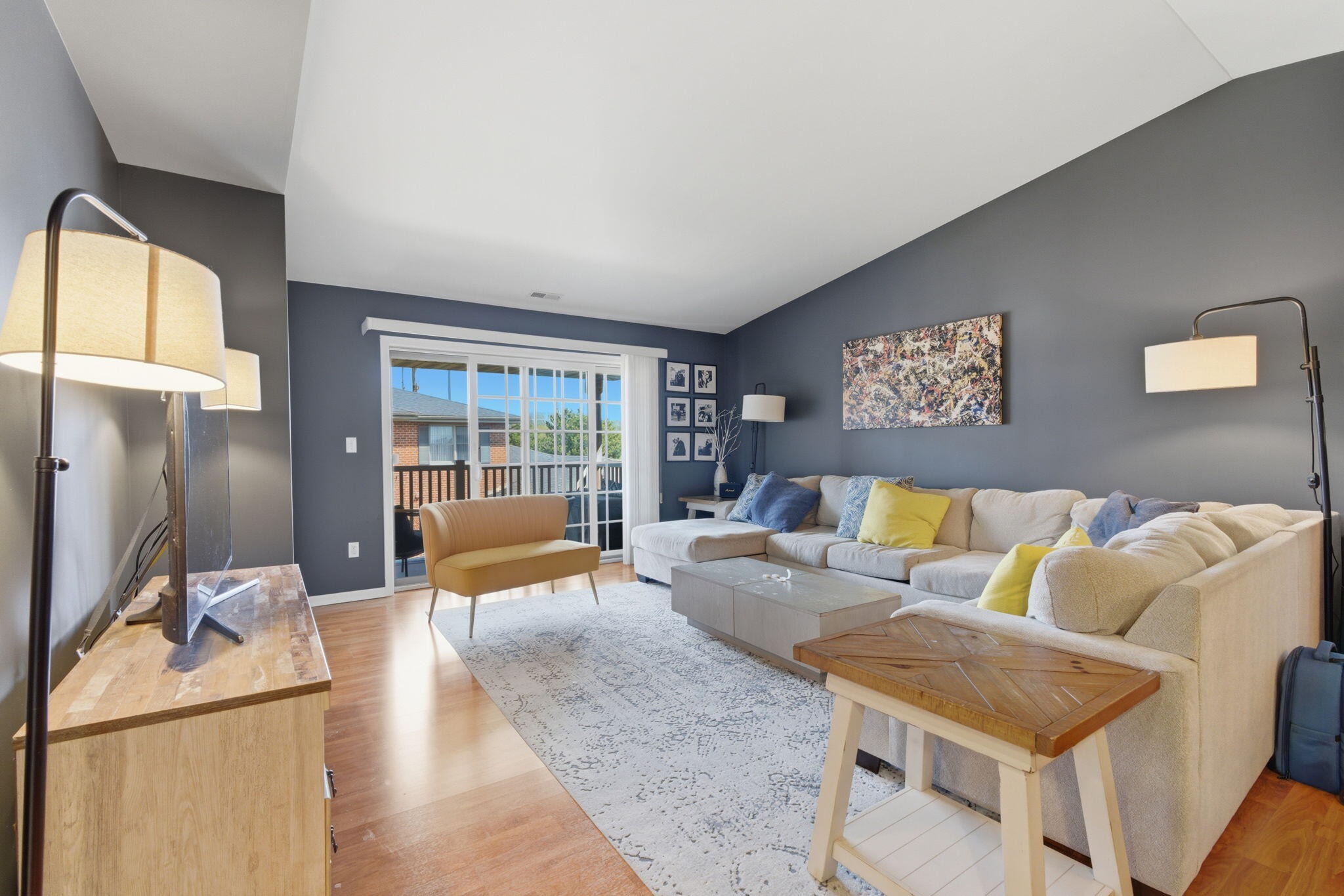 644 Cambridge Court 2a