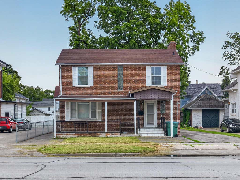 Photo of 1406 Lincolnway, La Porte, IN 46350 (MLS # 843143)