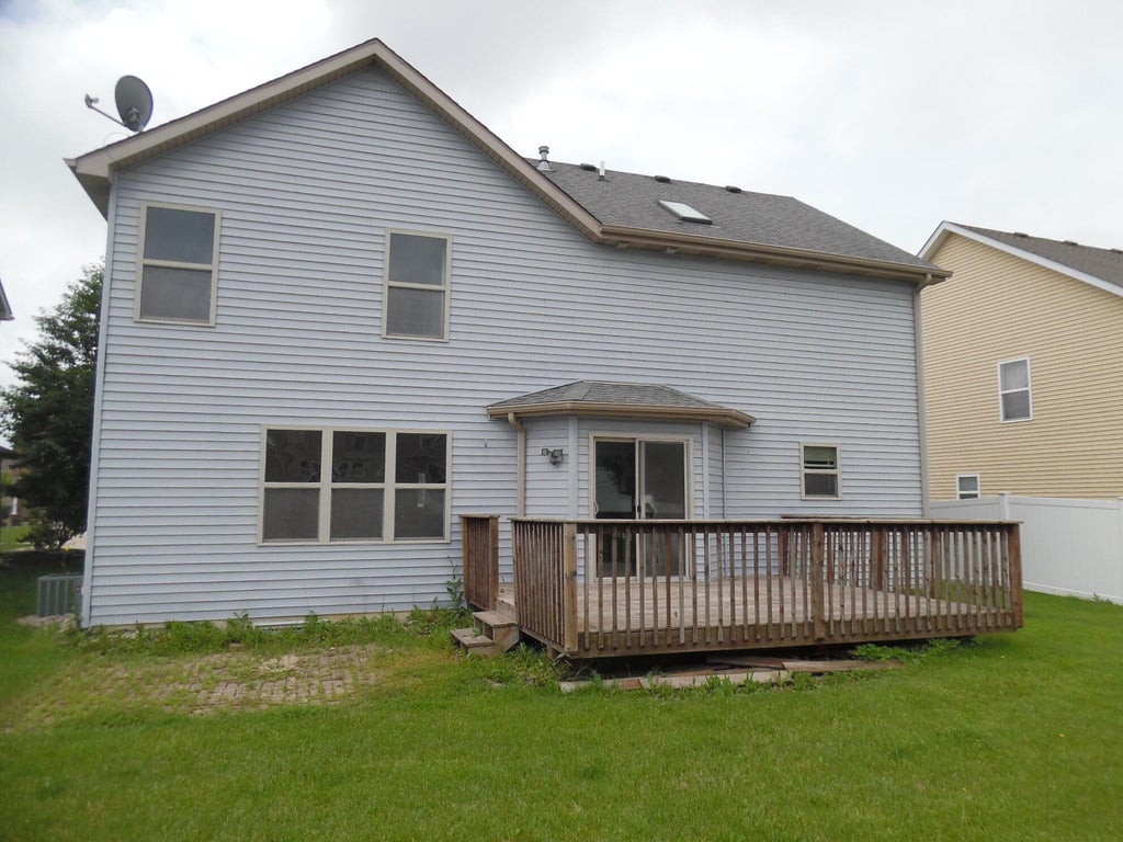 Photo of 10327 Nicklaus Street, Winfield, IN 46307 (MLS # 847522)