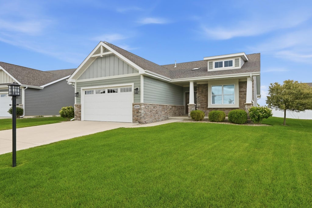 Photo of 10395 Brookhaven Street, Saint John, IN 46373 (MLS # 841265)