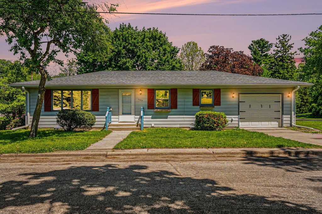 Photo of 1007 H Street, La Porte, IN 46350 (MLS # 839050)