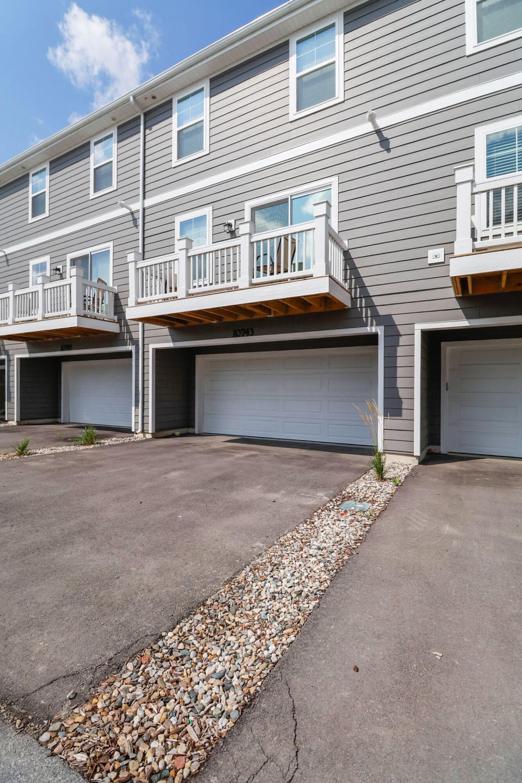 Photo of 10743 Violette Way, Saint John, IN 46373 (MLS # 832654)