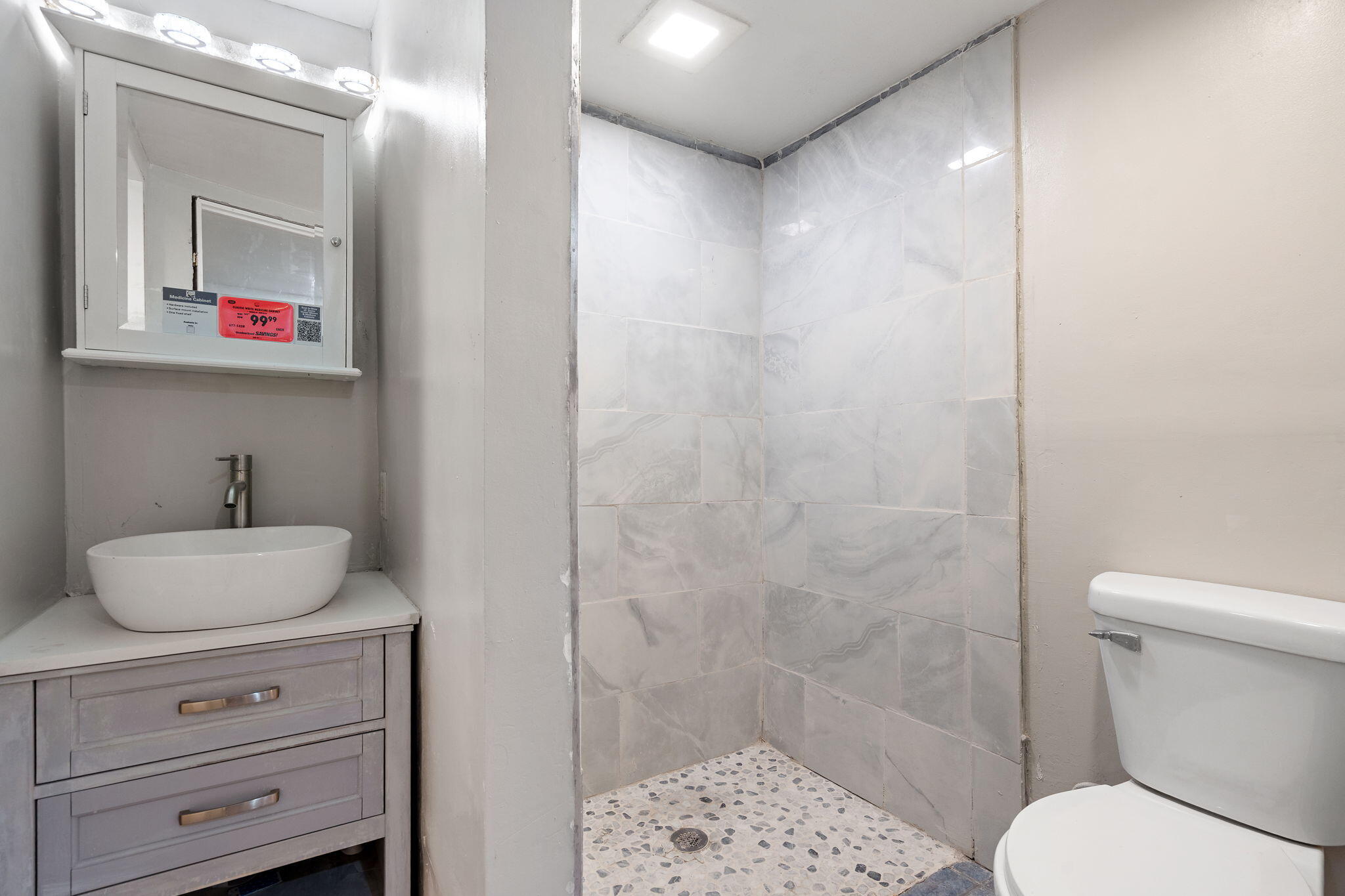 Merrillville, Indiana 46410, United States, 3 Bedrooms Bedrooms, ,2 BathroomsBathrooms,Residential,Active,224432