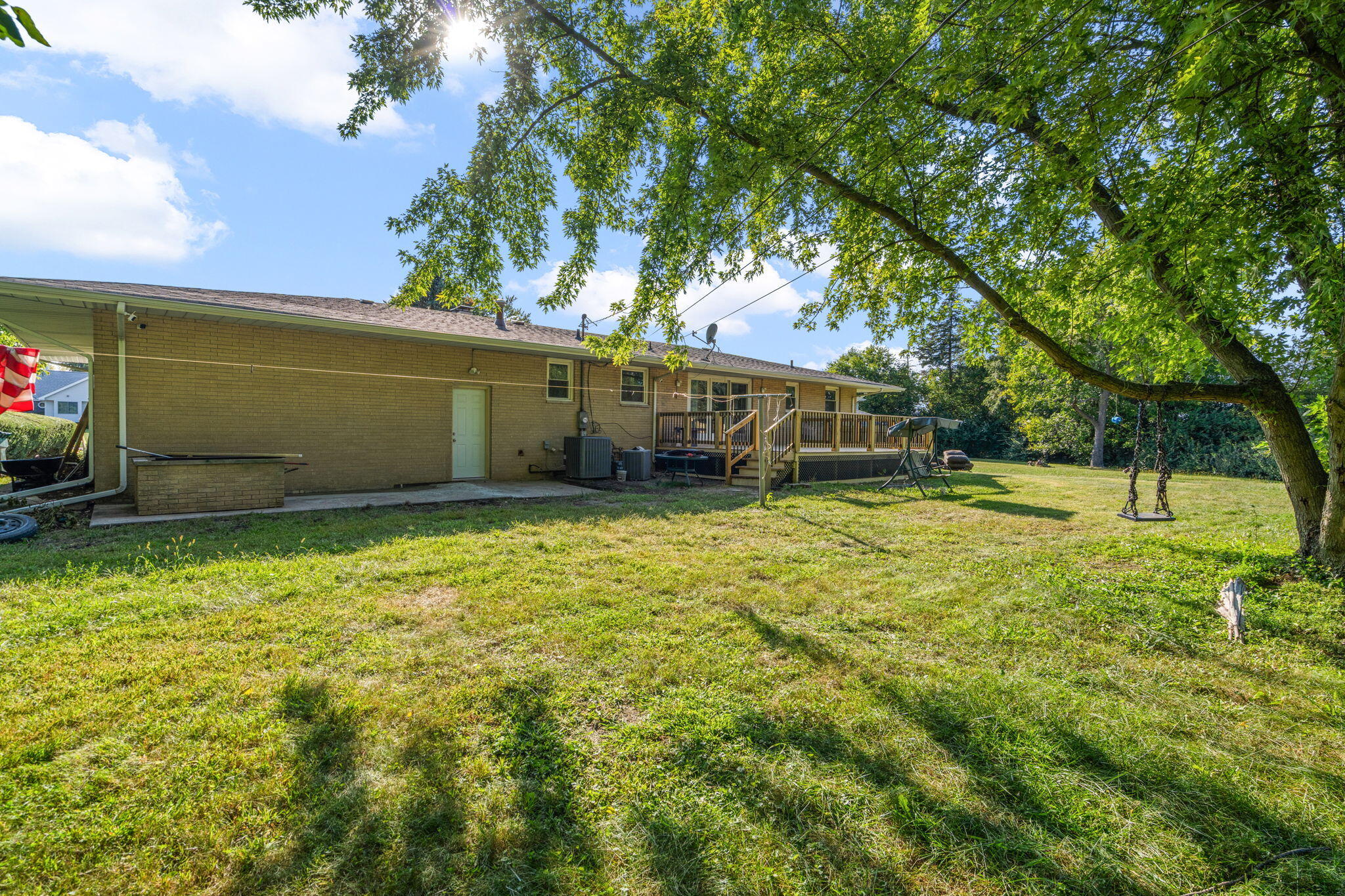 Merrillville, Indiana 46410, United States, 3 Bedrooms Bedrooms, ,2 BathroomsBathrooms,Residential,Active,224432