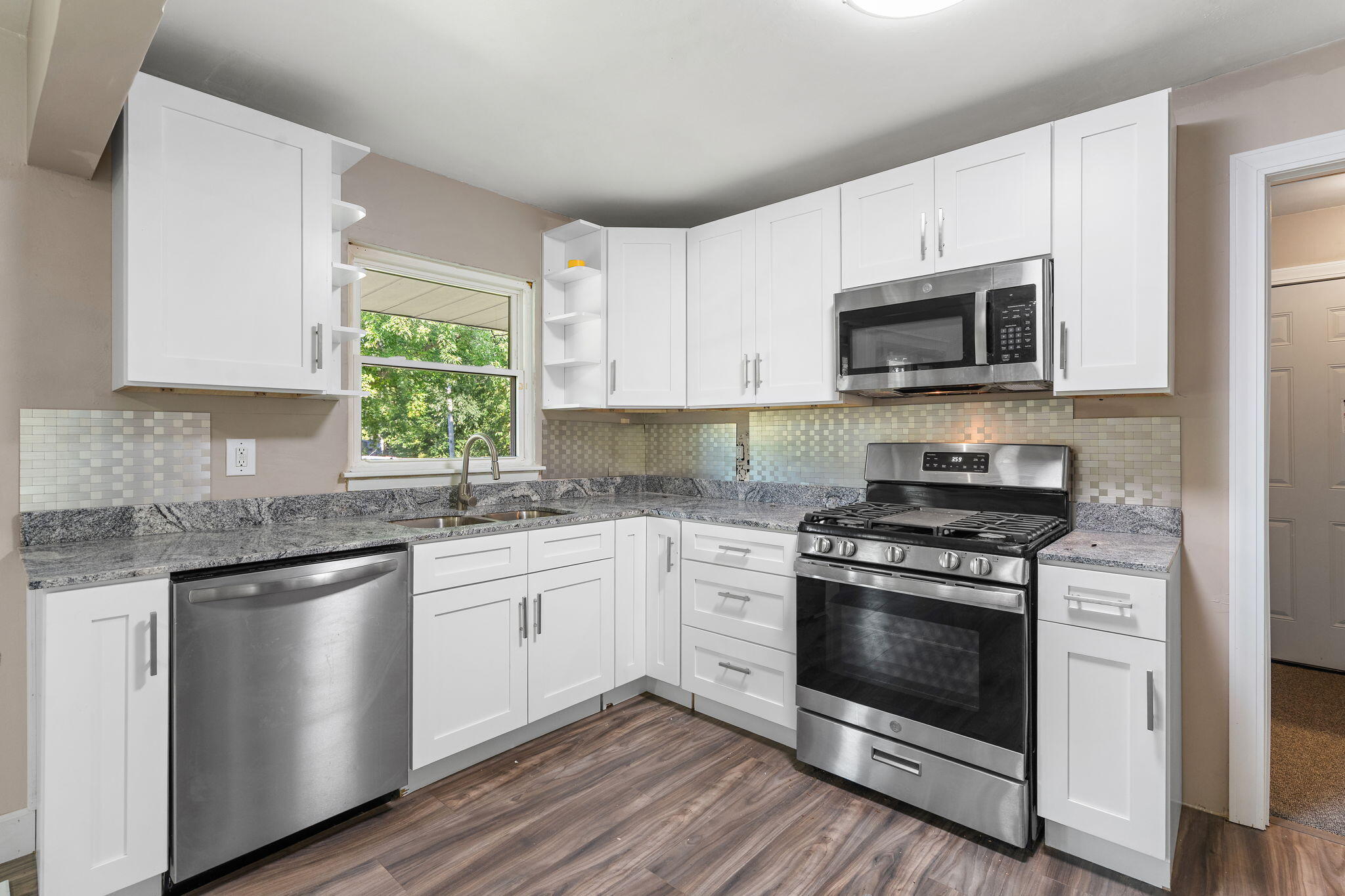 Merrillville, Indiana 46410, United States, 3 Bedrooms Bedrooms, ,2 BathroomsBathrooms,Residential,Active,224432