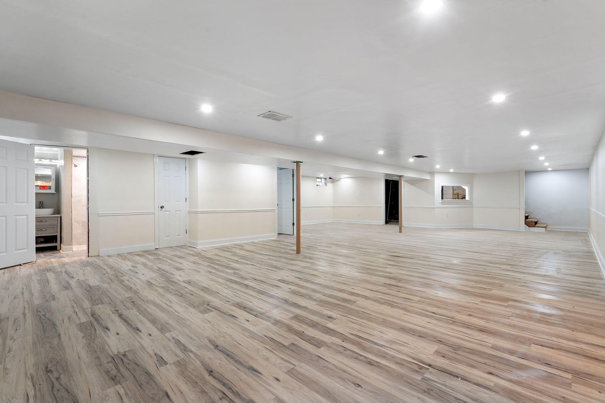 Merrillville, Indiana 46410, United States, 3 Bedrooms Bedrooms, ,2 BathroomsBathrooms,Residential,Active,224432