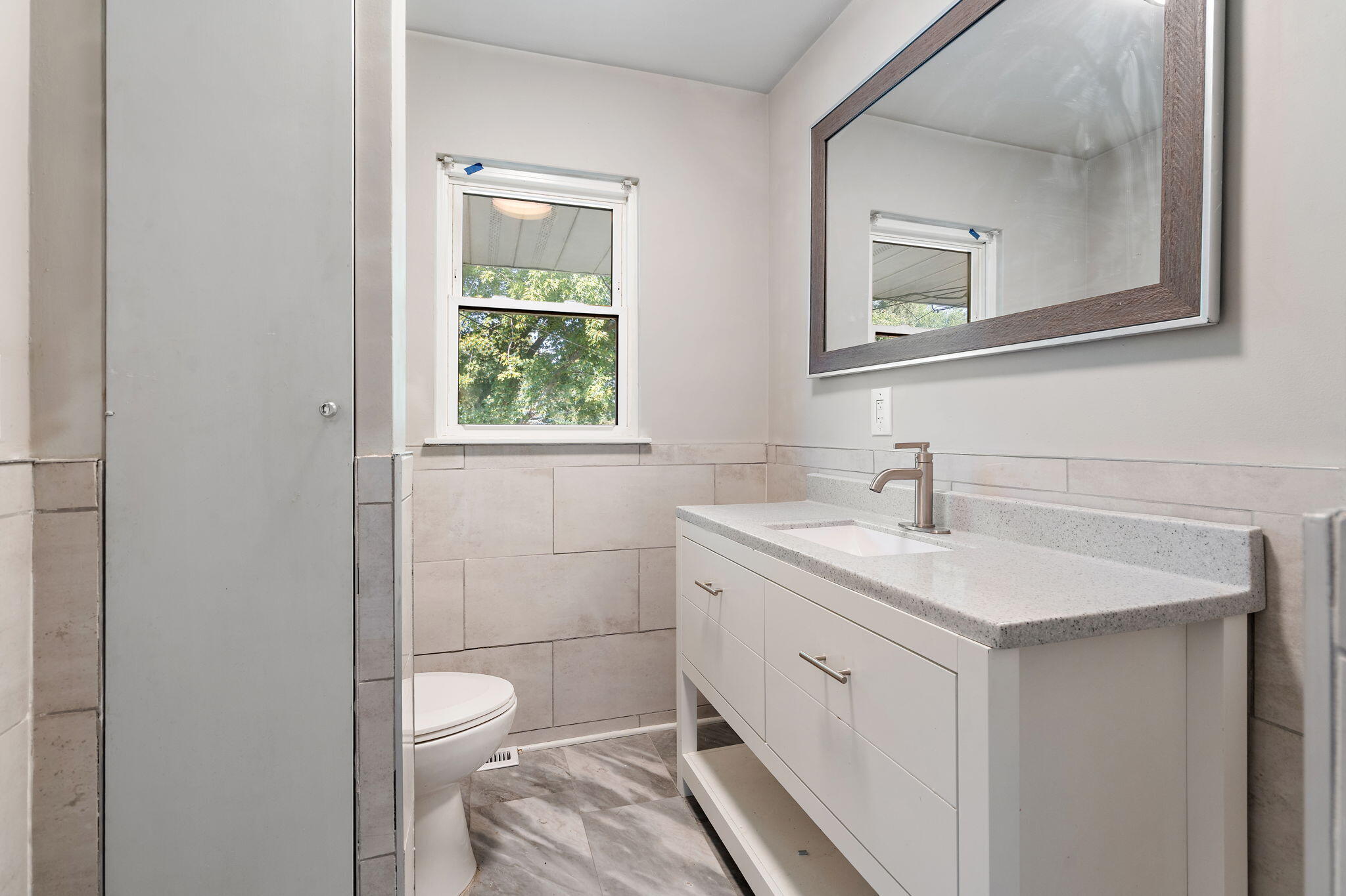 Merrillville, Indiana 46410, United States, 3 Bedrooms Bedrooms, ,2 BathroomsBathrooms,Residential,Active,224432