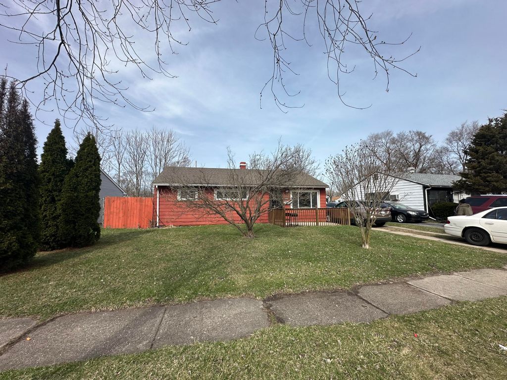 Photo of 2928 Marshalltown Drive, Gary, IN 46407 (MLS # 835797)