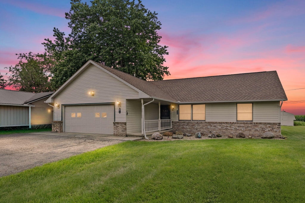 Photo of 213 S Park Drive, Monticello, IN 47960 (MLS # 843960)