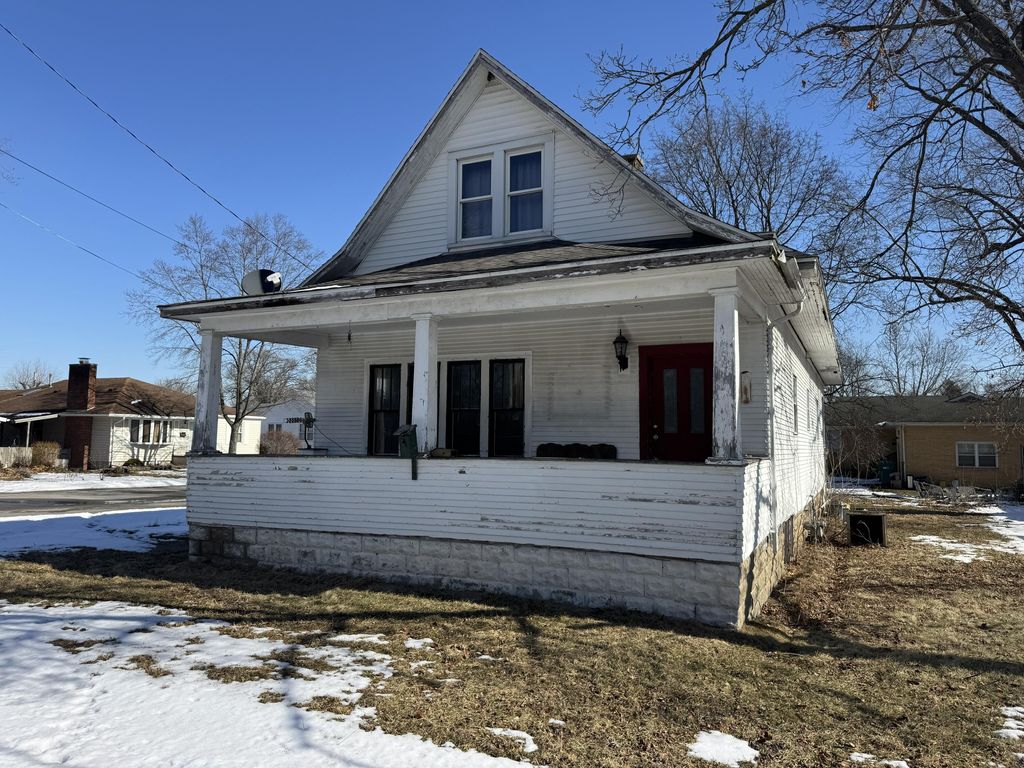Photo of 401 S Wilson Street, North Judson, IN 46366 (MLS # 837345)