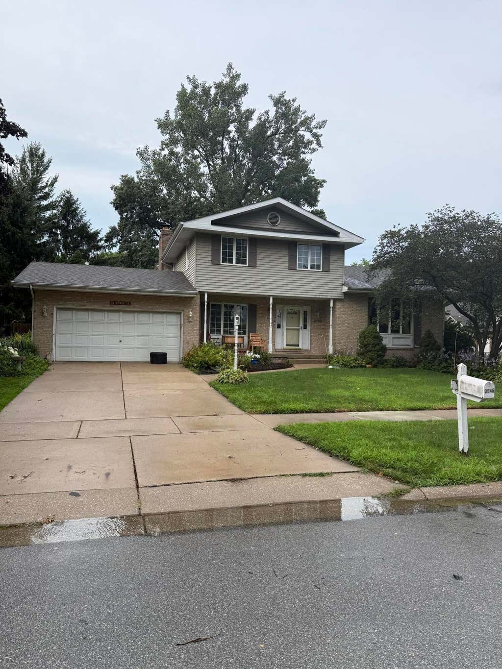 Photo of 3545 Laverne Drive, Highland, IN 46322 (MLS # 842018)