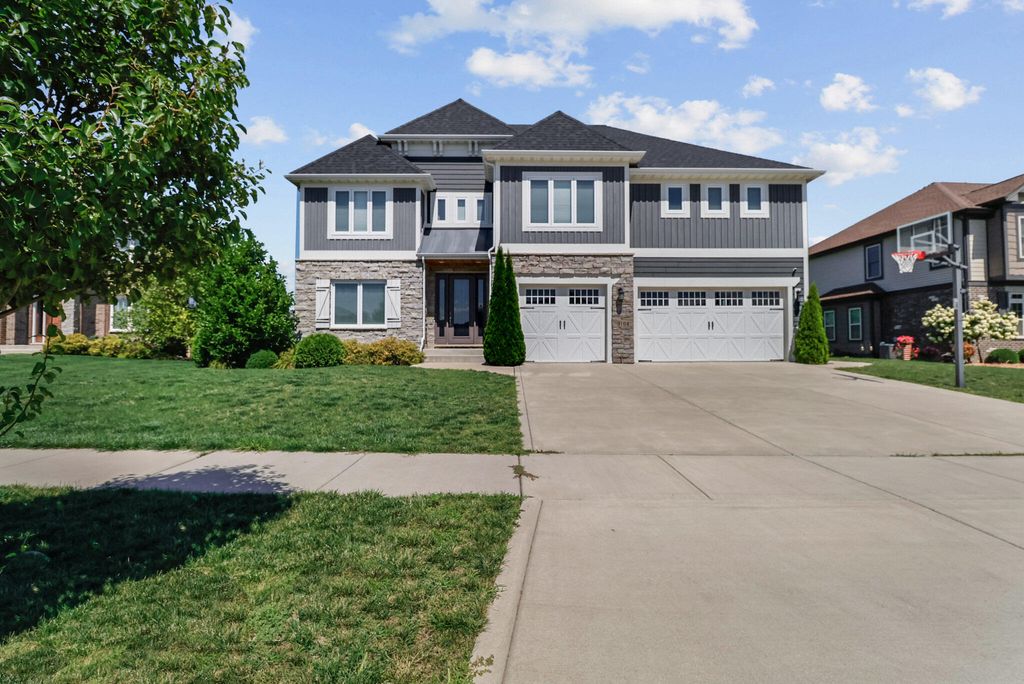 Photo of 9108 Zinnia Drive, Saint John, IN 46373 (MLS # 834330)