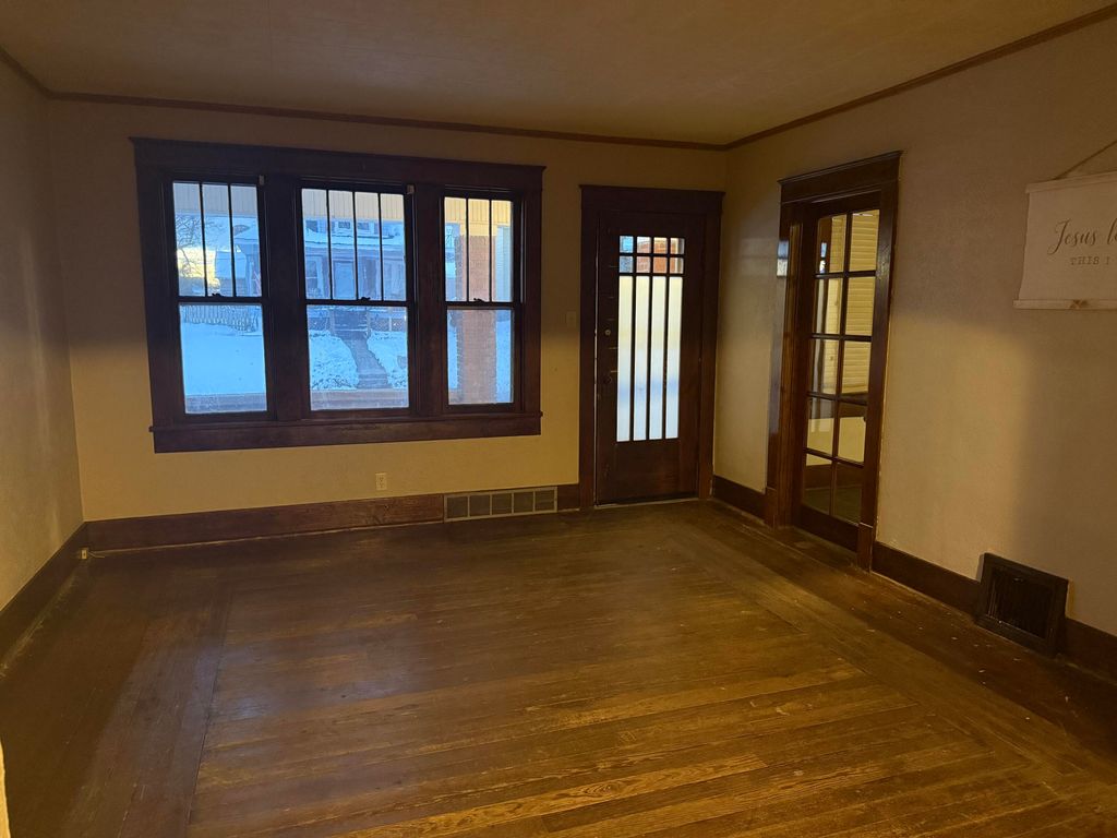 Photo of 1818 Elston Street, Michigan City, IN 46360 (MLS # 831730)