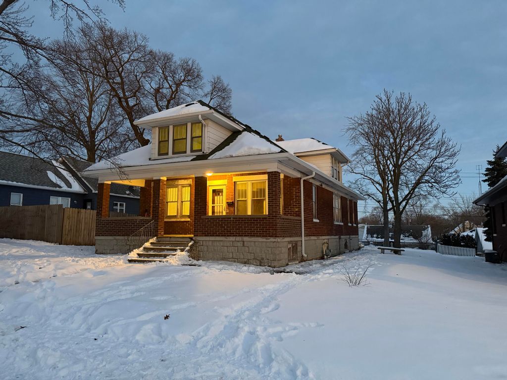 Photo of 1818 Elston Street, Michigan City, IN 46360 (MLS # 831730)