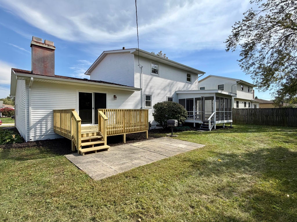 Photo of 6396 Ellsworth Place, Merrillville, IN 46410 (MLS # 846902)