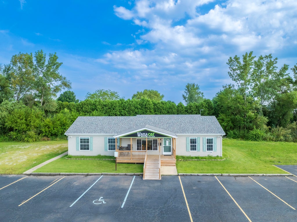 Photo of 10137 W Us-30, Wanatah, IN 46390 (MLS # 844783)