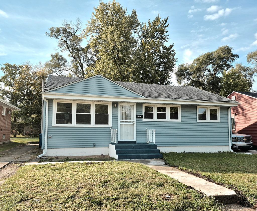 Photo of 4203 E 12th Place, Gary, IN 46403 (MLS # 829527)