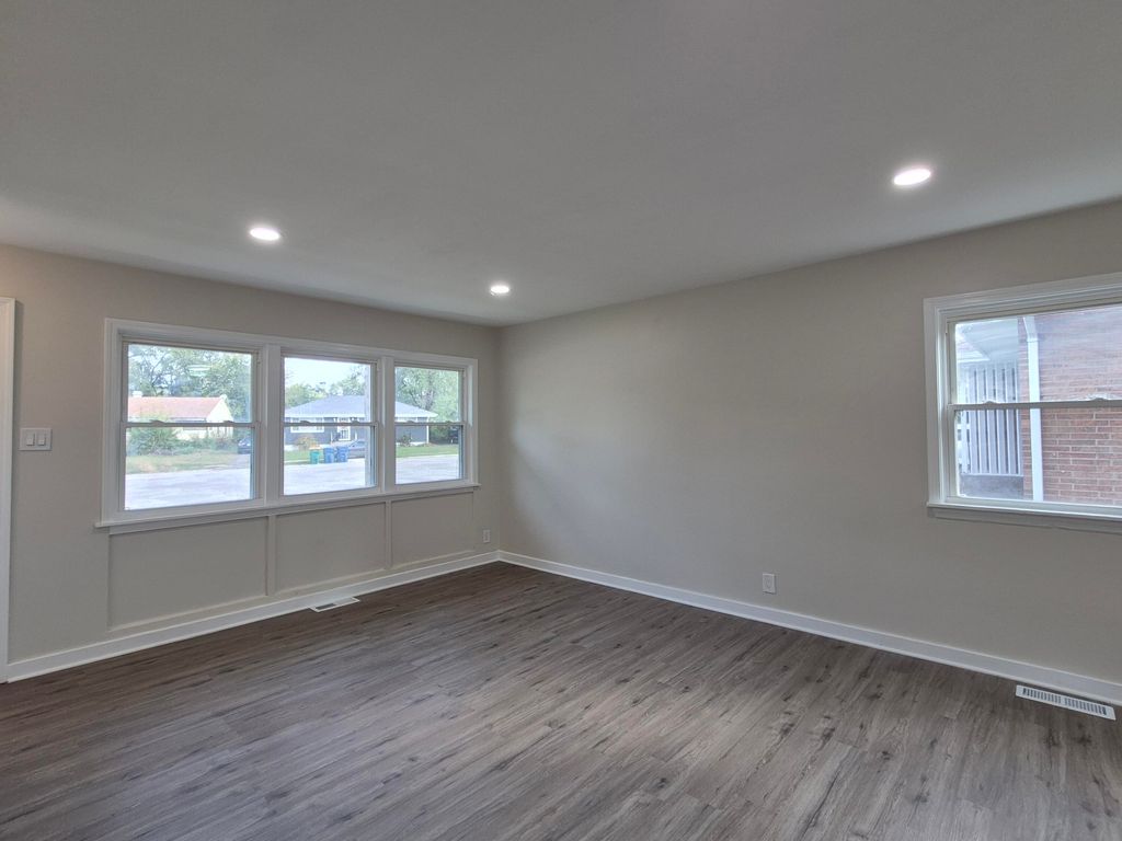 Photo of 4203 E 12th Place, Gary, IN 46403 (MLS # 829527)