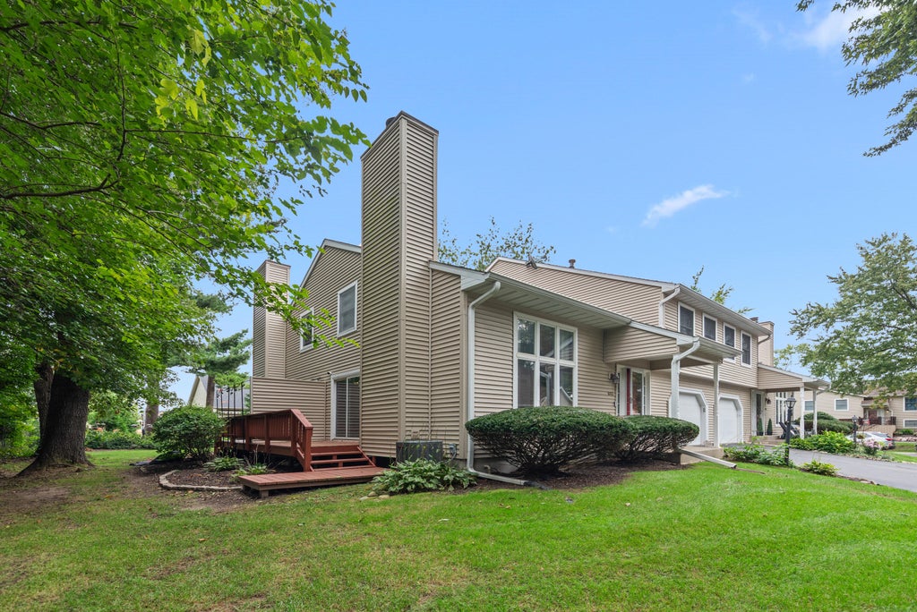 Photo of 603 Weatherwood Lane, Valparaiso, IN 46383 (MLS # 845980)